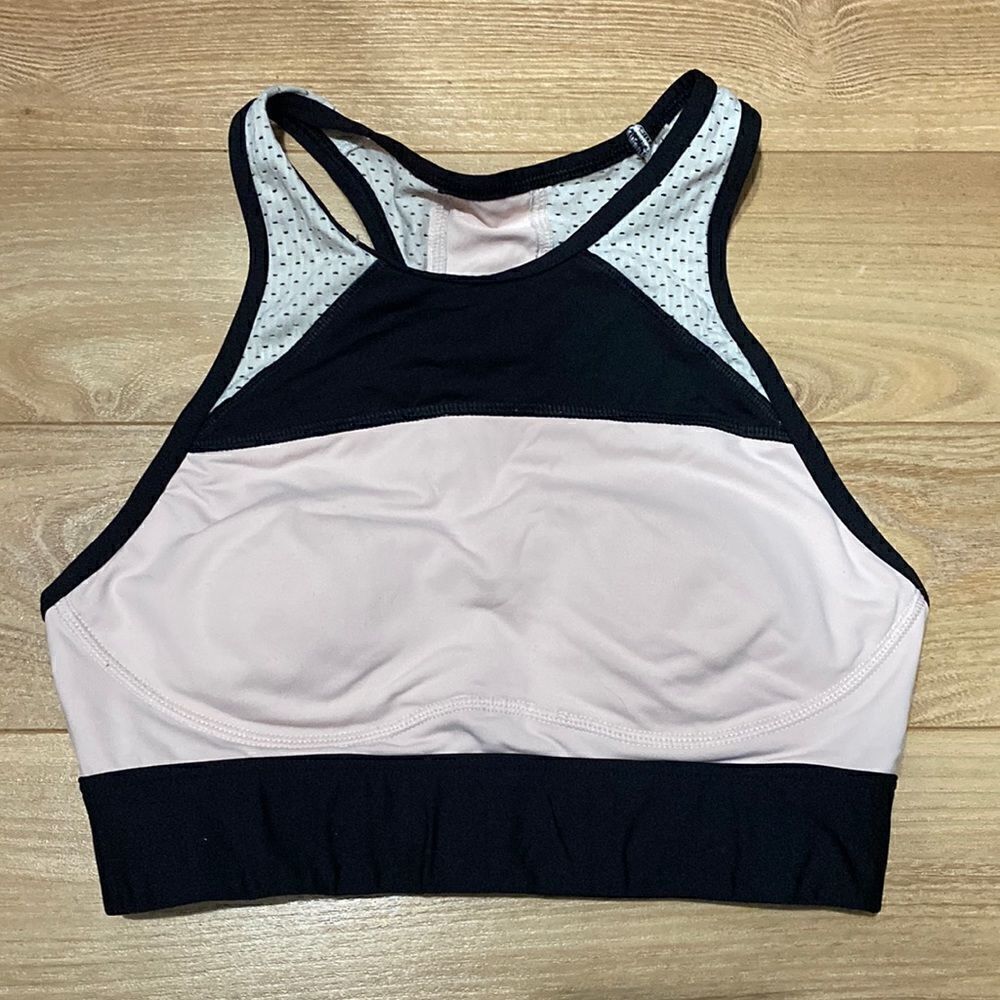 ‎pink Victoria’s Secret sports bra top size xs